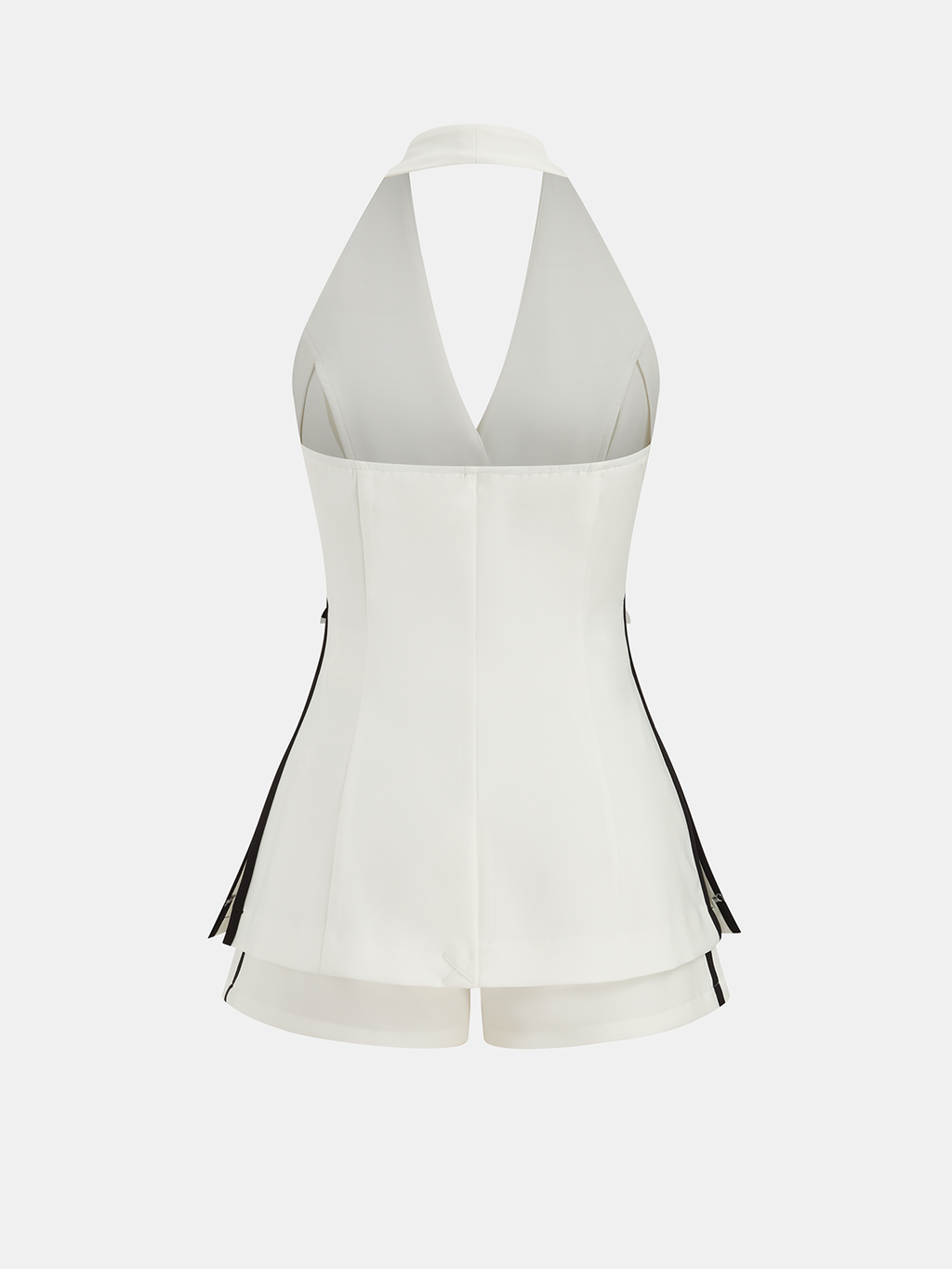 Contrast Trim Belted Halter Top & Shorts Set