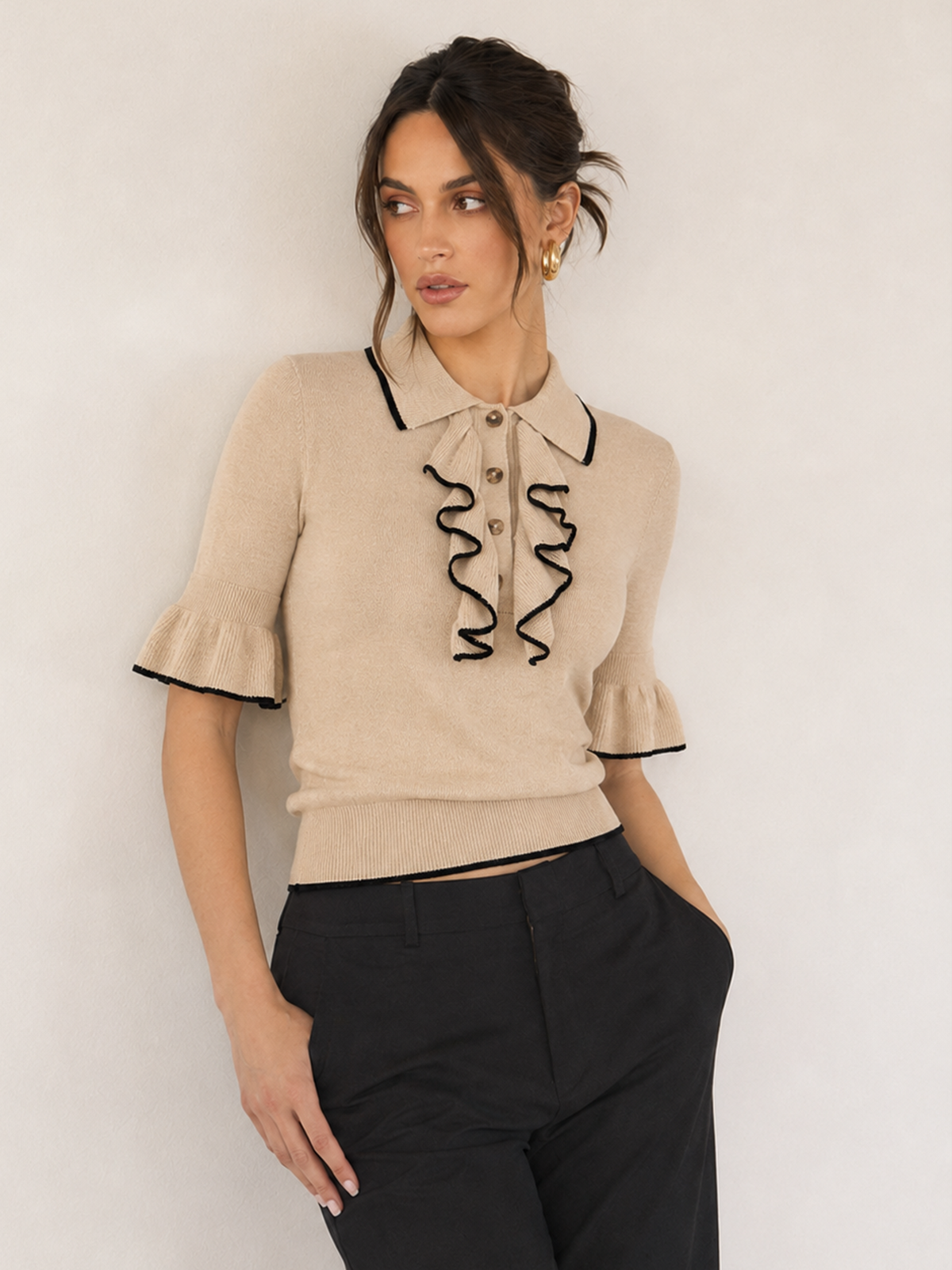 Contrast Trim Ruffle Knit Top
